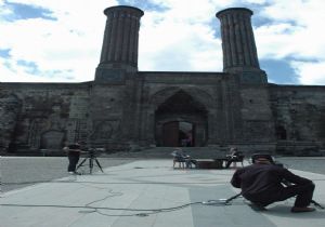 Akdağ canlı yayında Erzurum'u anlattı